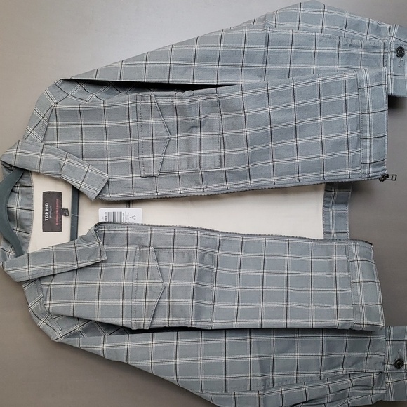 Torrid Super Soft Denim Zip Front Jacket Gray Plaid - Size 3X - Picture 11 of 14